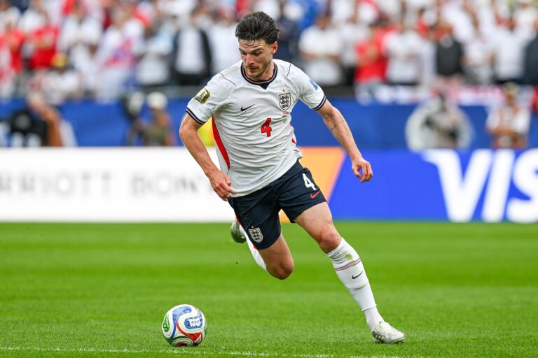Declan Rice, jugador de Inglaterra, en acción durante el Mundial de la FIFA 2026.